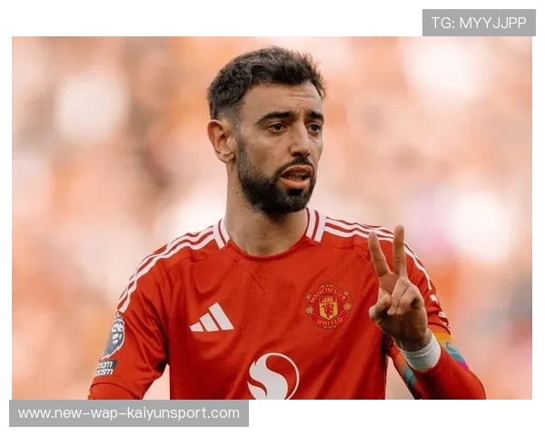 布鲁诺任意球助攻曼联完成绝杀